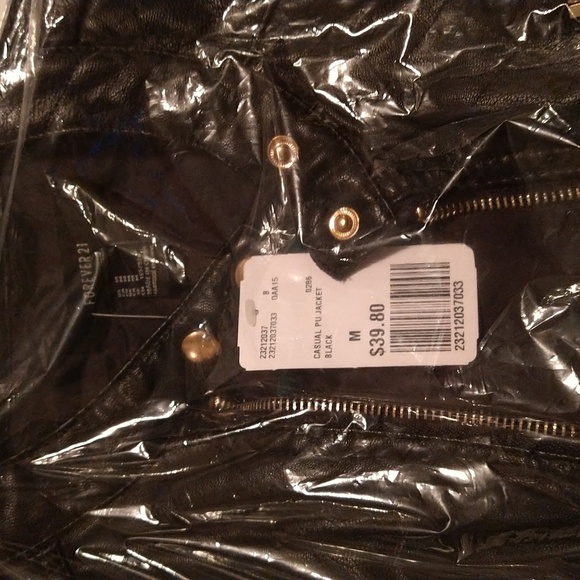 Jacket - Picture 2 of 10